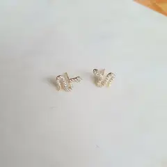 JOYAS VALDES GARCIA - Aros serpiente con circones baño oro