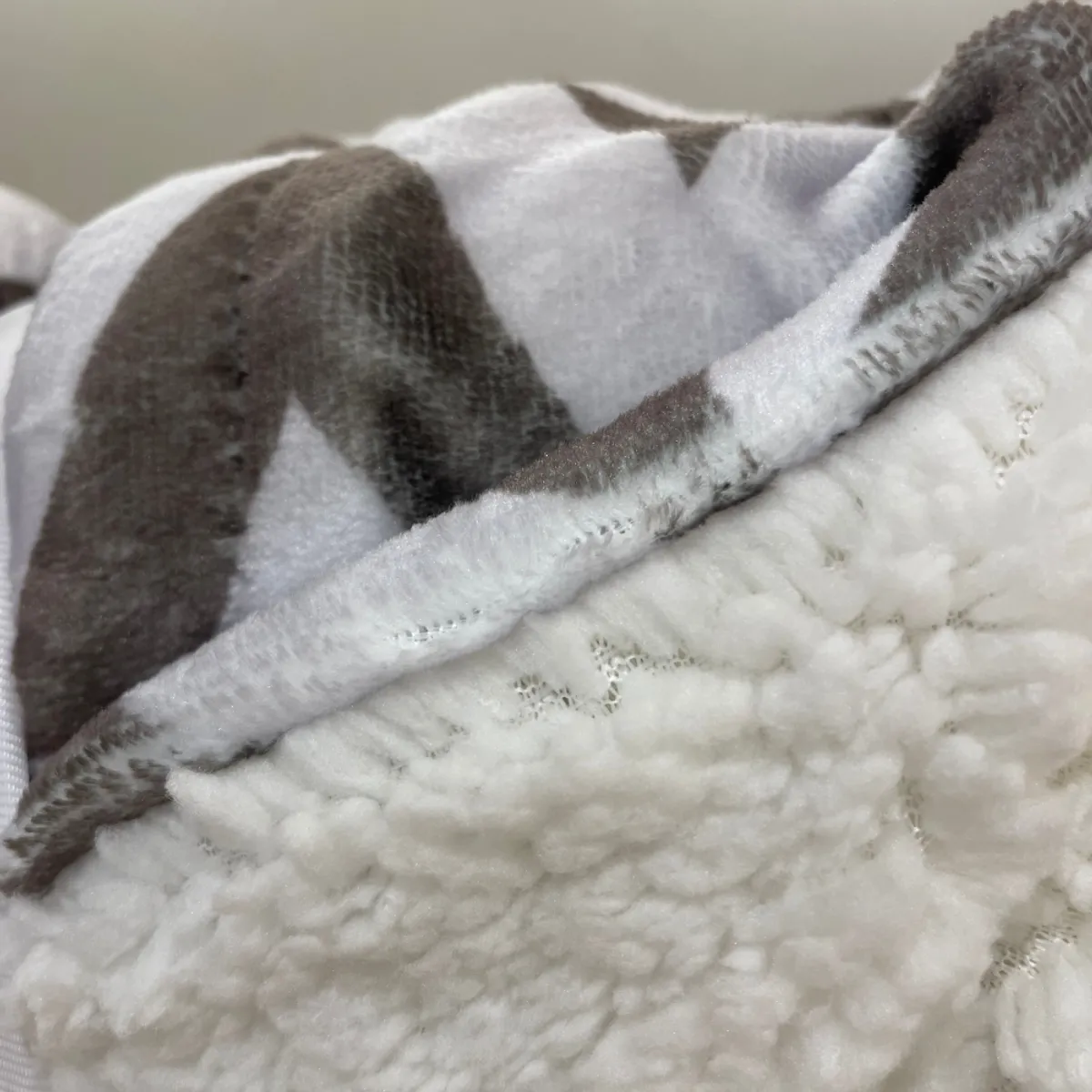 BOHEMIK - Manta Gray Flannel Sherpa