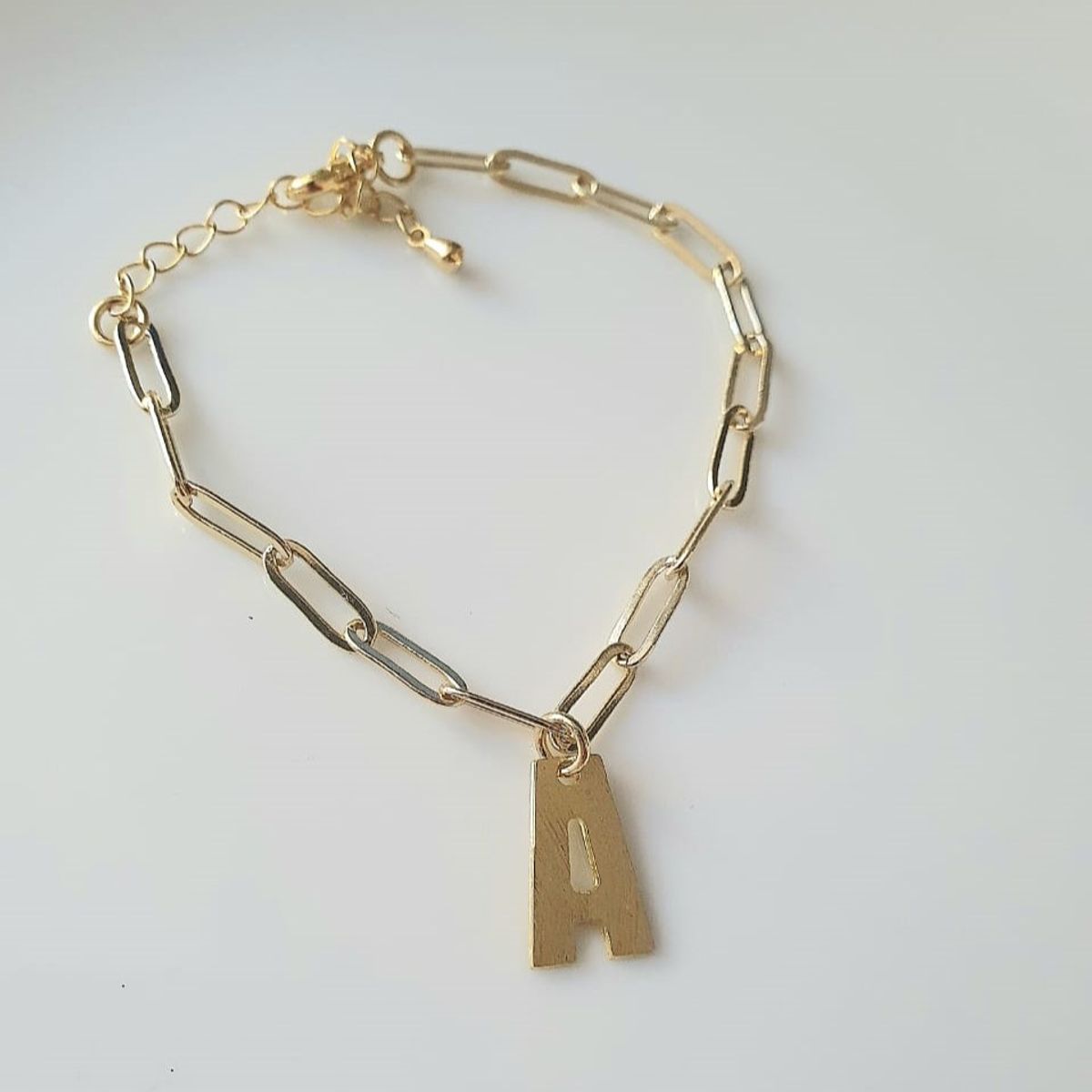 JOYAS VALDES GARCIA - Pulsera eslabones con letra A baño oro