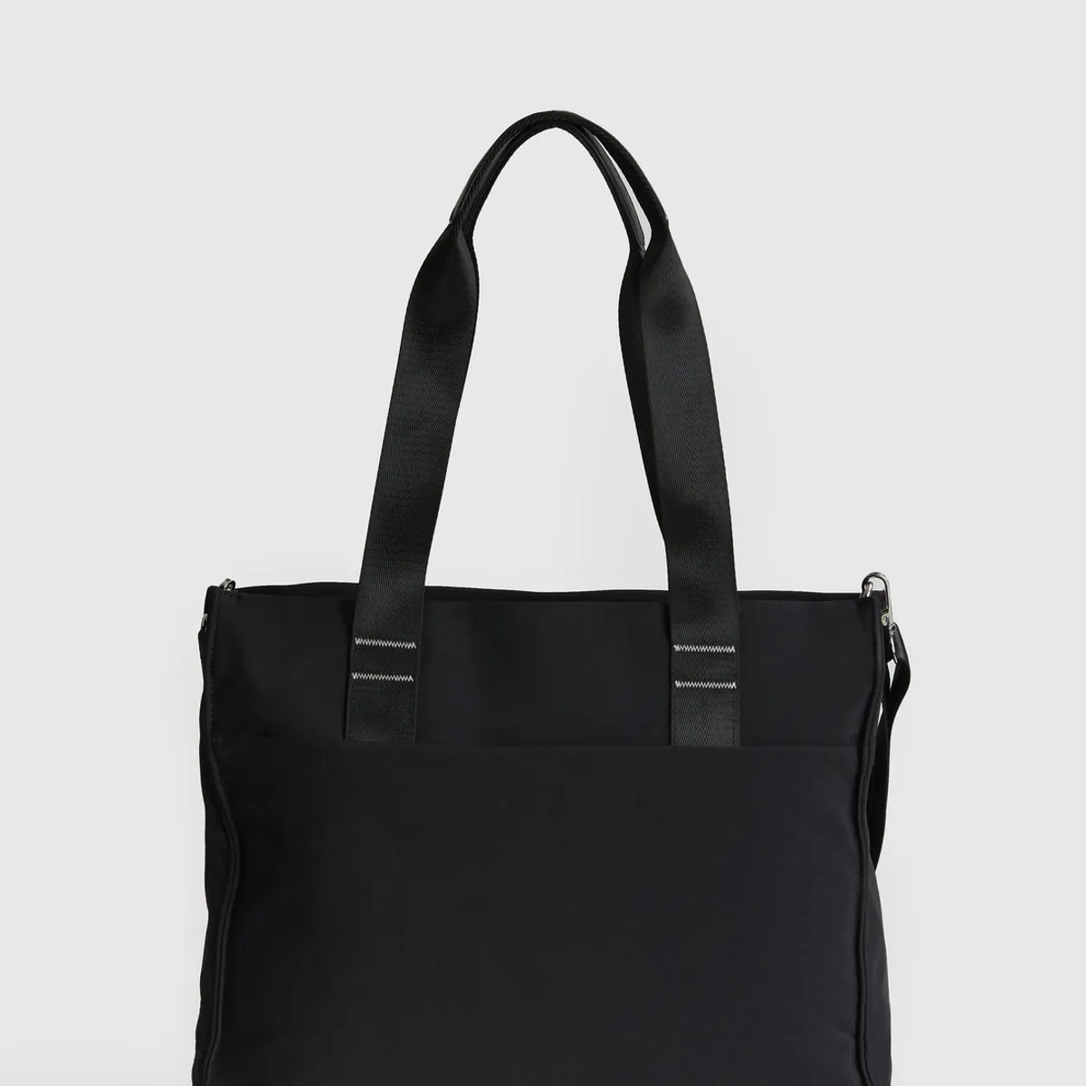 LOUNGE - Cartera De Hombro Notebook Icónica Nylon Negro LOUNGE