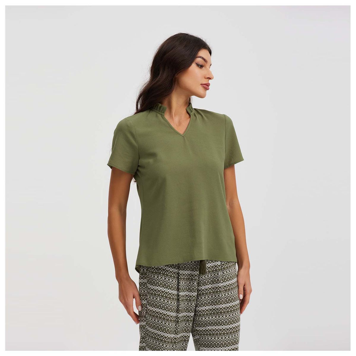 FASHION'S PARK - Blusa Mujer Doble Capa Espalda Verde Musgo Fashion's Park