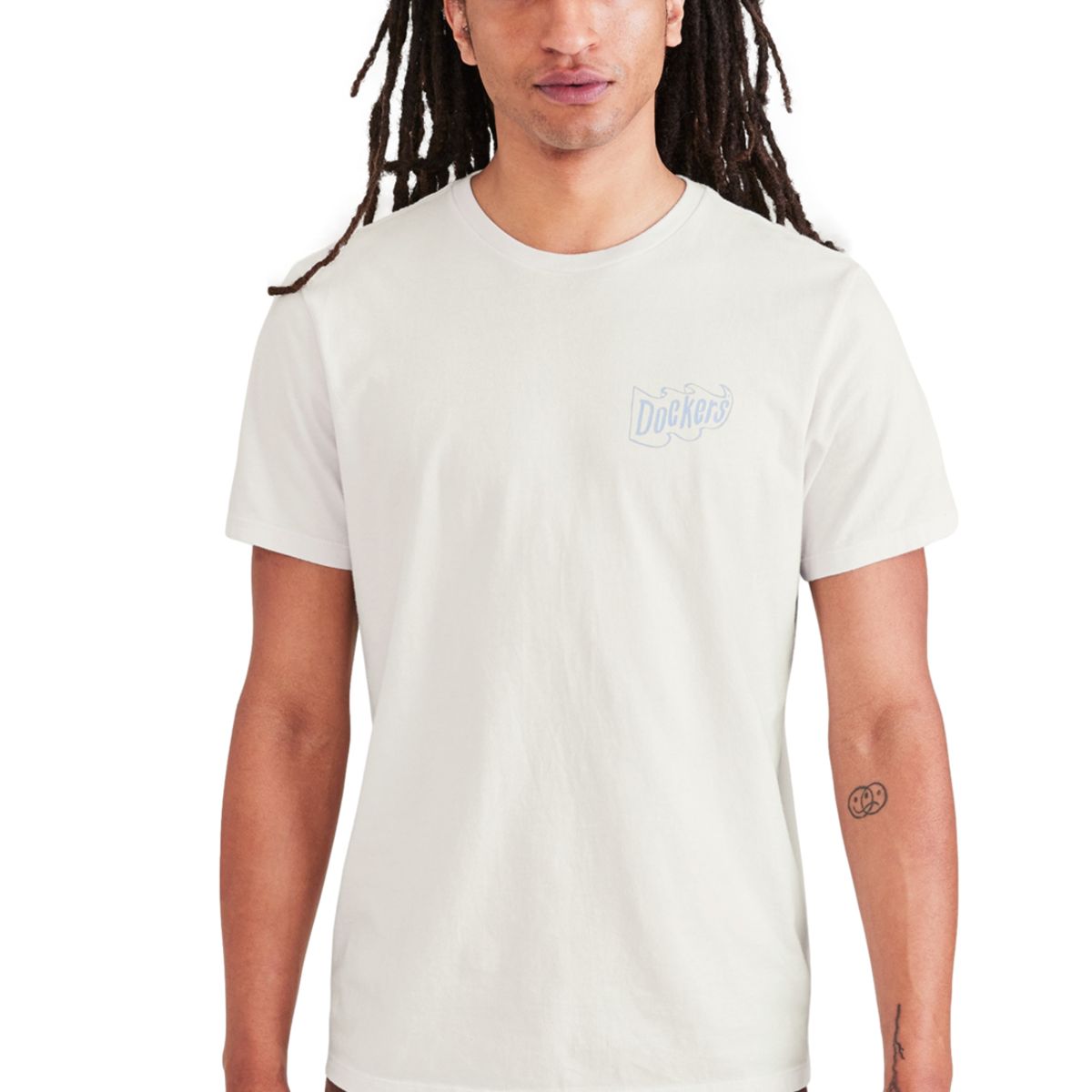DOCKERS - Polera Hombre Graphic Tee Slim Fit Blanca Logo Dockers
