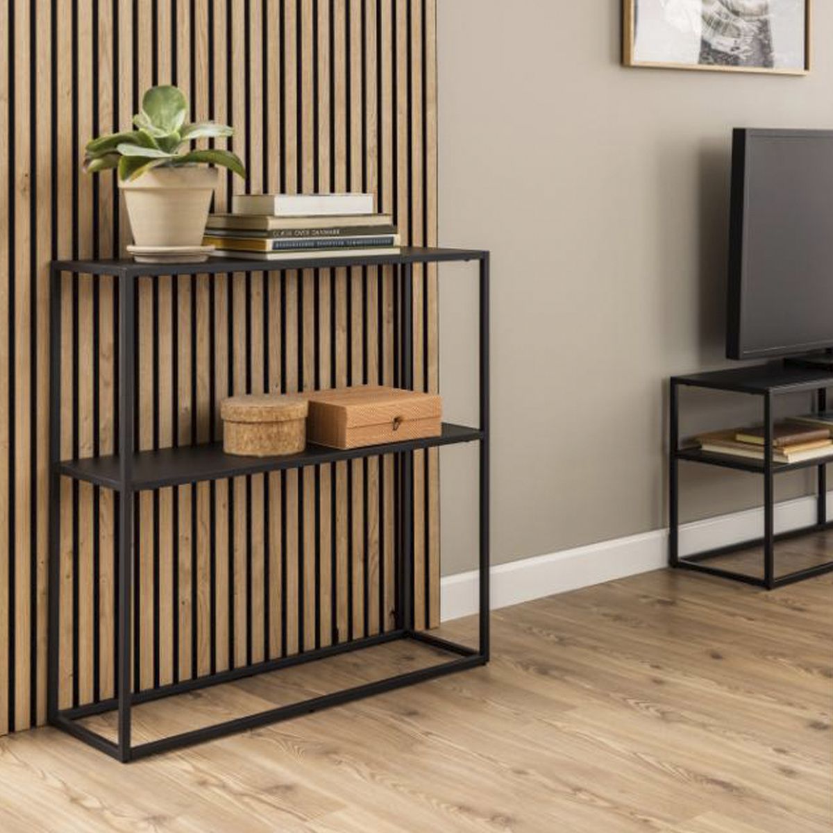 FORM DESIGN - Arrimo Medio Newton Negro Form