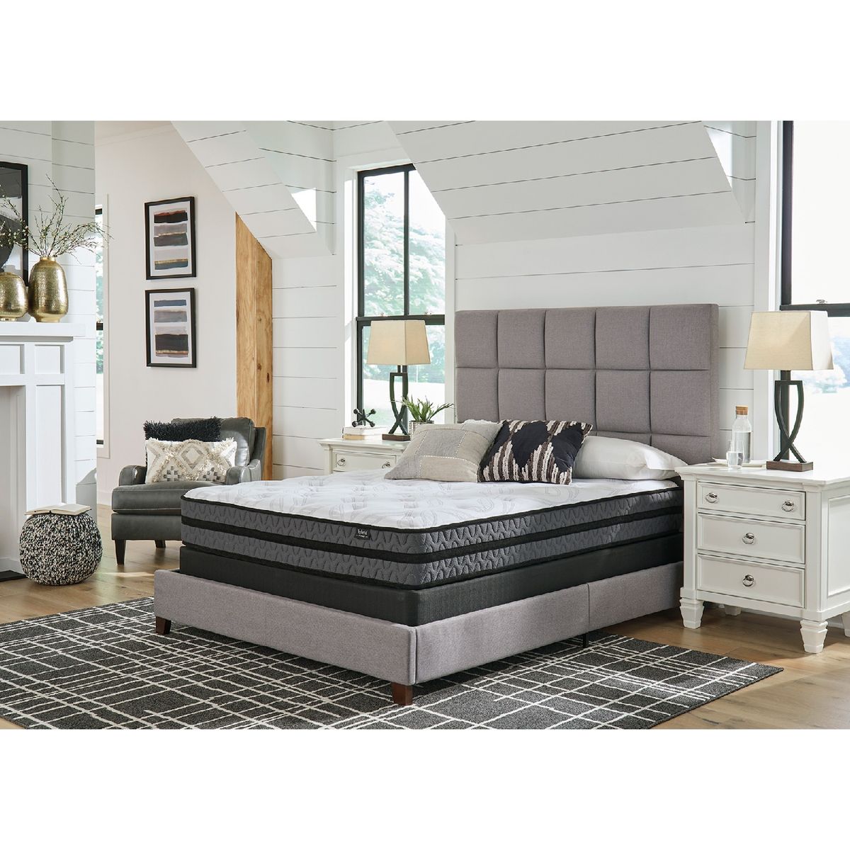 ASHLEY - Colchón king 10 Inch Pocketed Hybrid W2