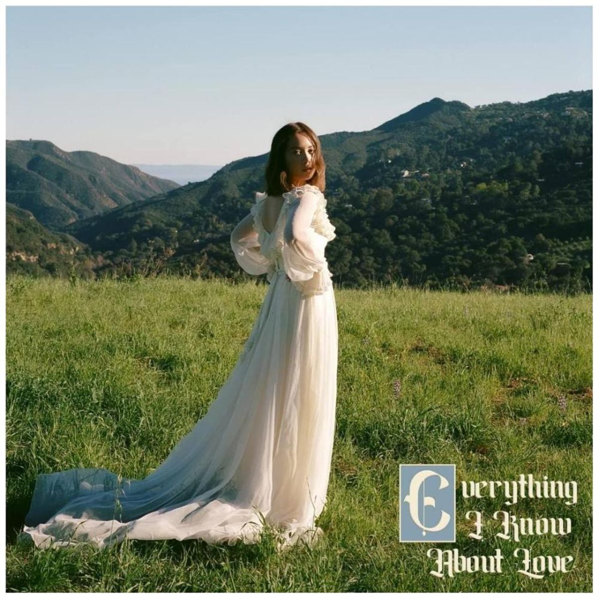 HITWAY MUSIC - LAUFEY - EVERYTHING I KNOW ABOUT LOVE - VINILO HITWAY MUSIC