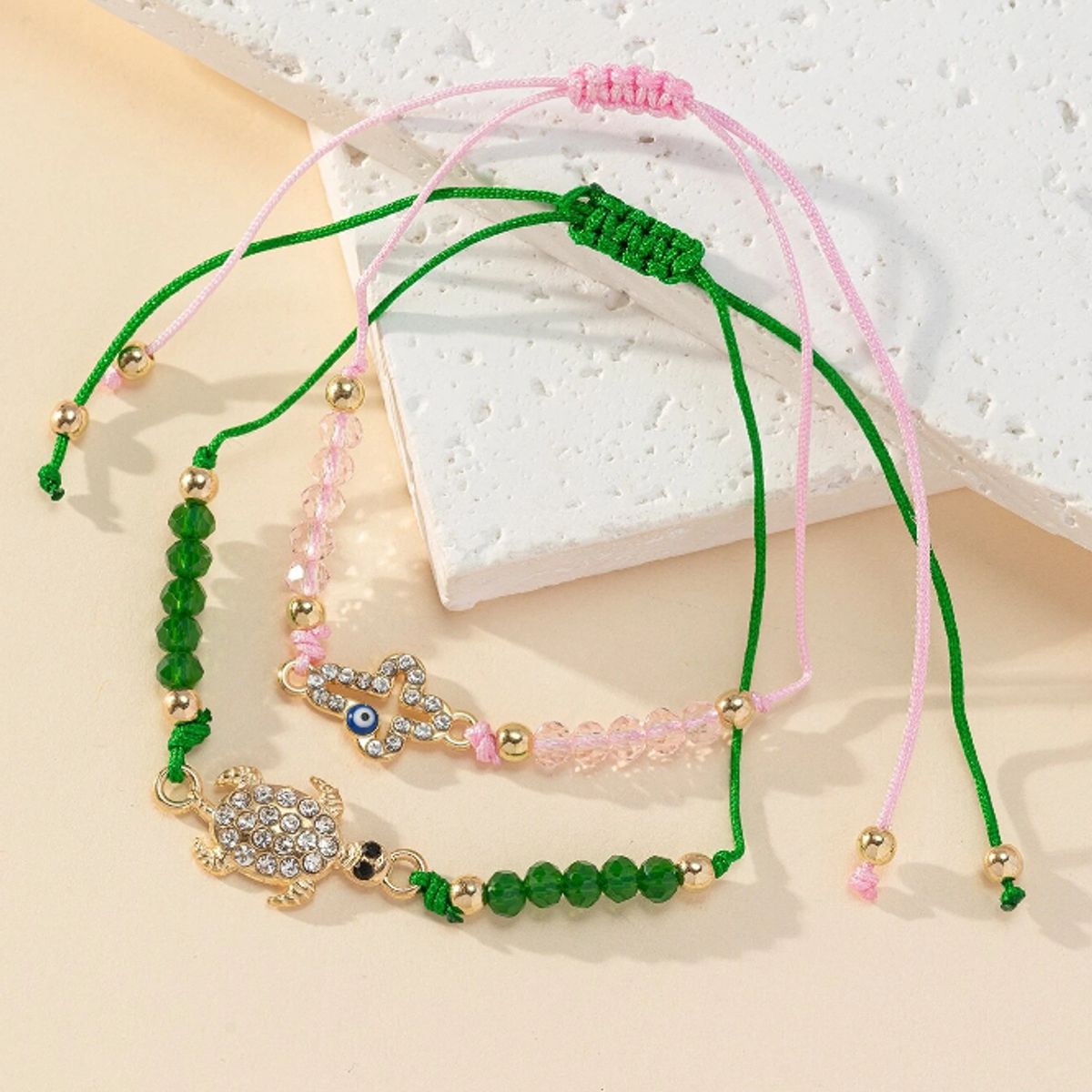GENERICO - Pulsera con diseño de diamante de imitacion y ojo