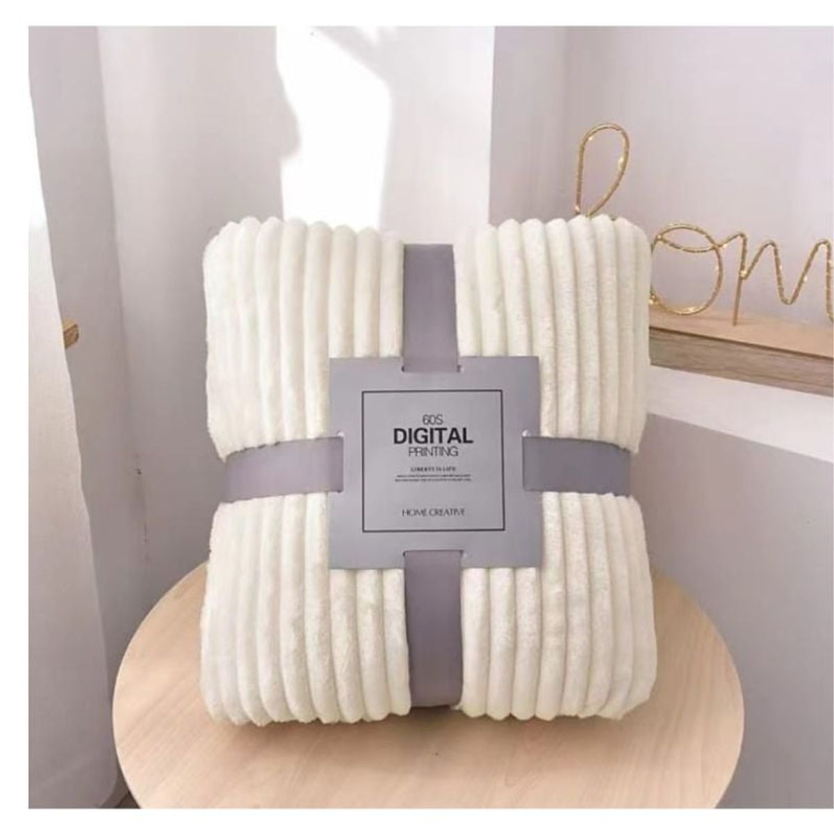 GENERICO - Frazada Térmica Relieve lineal Plaza y Media Aterciopelada Beige