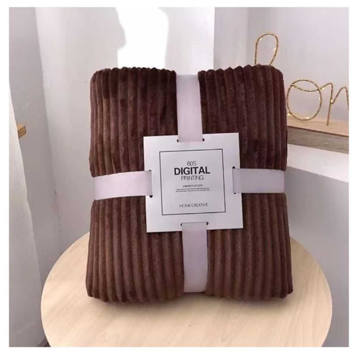 GENERICO - Frazada Térmica Relieve lineal Plaza y Media Aterciopelada Marrón