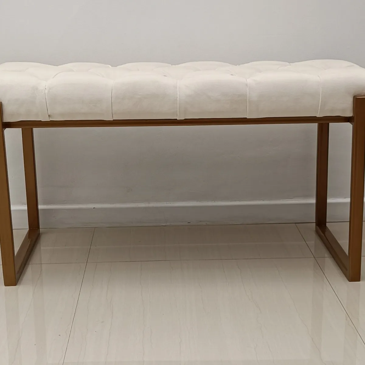 VALSTORE DECO Y DESIGN - Elegante Banqueta Atenea