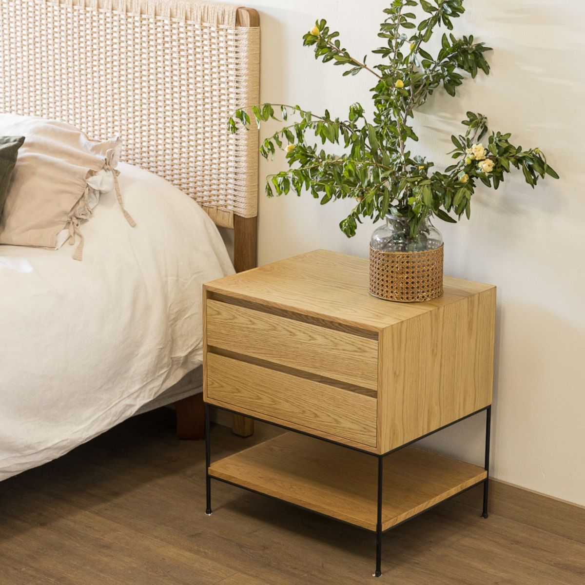 AMOBLE - Velador Elvira Ad Amoblé