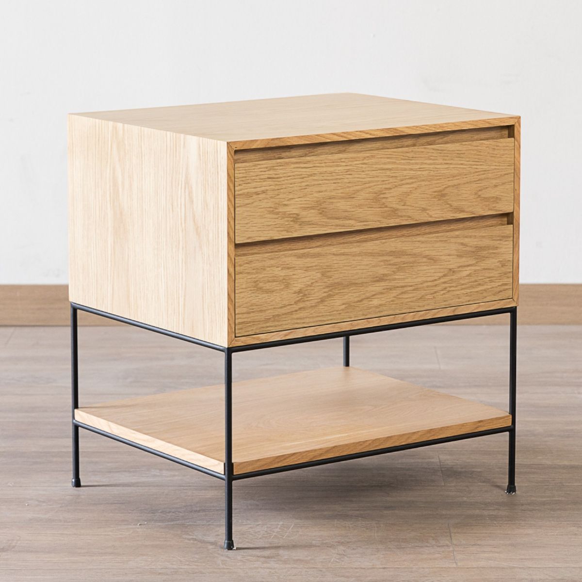 AMOBLE - Velador Elvira Ad Amoblé