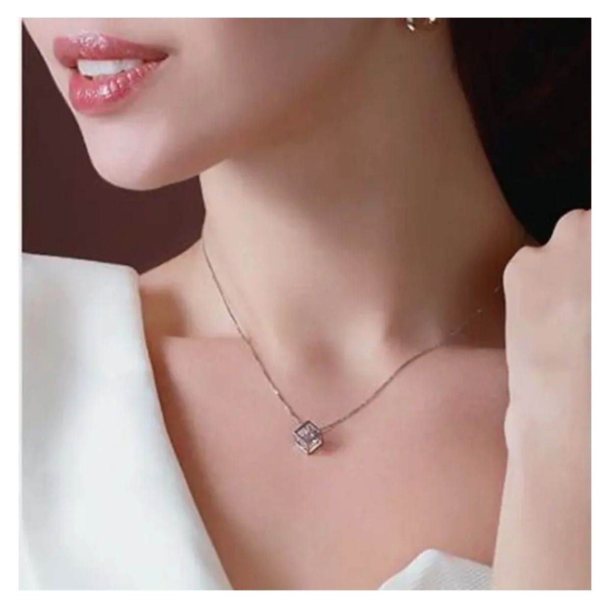 GENERICO - Collar Colgante Cuadrado Plata