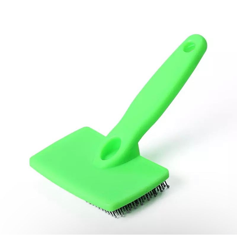 GENERICO - CEPILLO PLÁSTICO SUAVE CELDA PARA MASCOTAS  VERDE