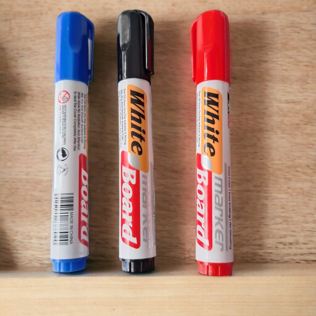 GENERICO - Plumon Rojo Pizarra Blanca Colores Secado Rápido Unidad