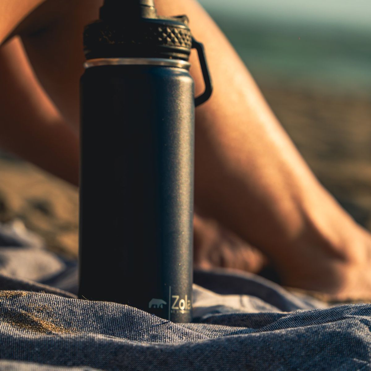 ZOLA OUTDOORS - Botella Termica Zola 550ml  Negro