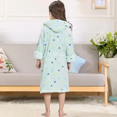 JUMP KIDS - Bata de Baño Capucha y Bolsillos Niño Polar Lunares