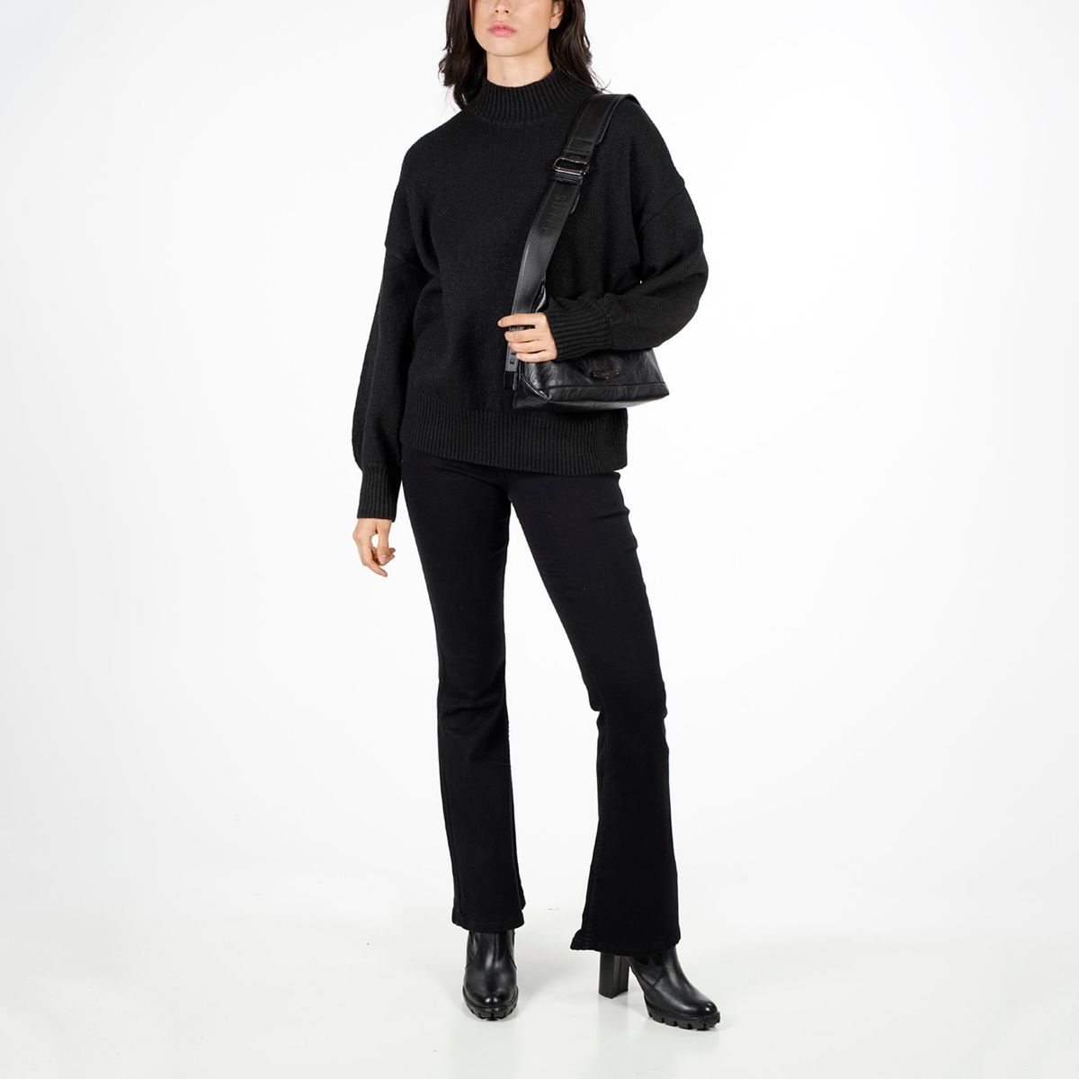 ELLUS - SWEATERS MUJER OVERSIZE  CUELLO SUBIDO ELLUS OFL82402