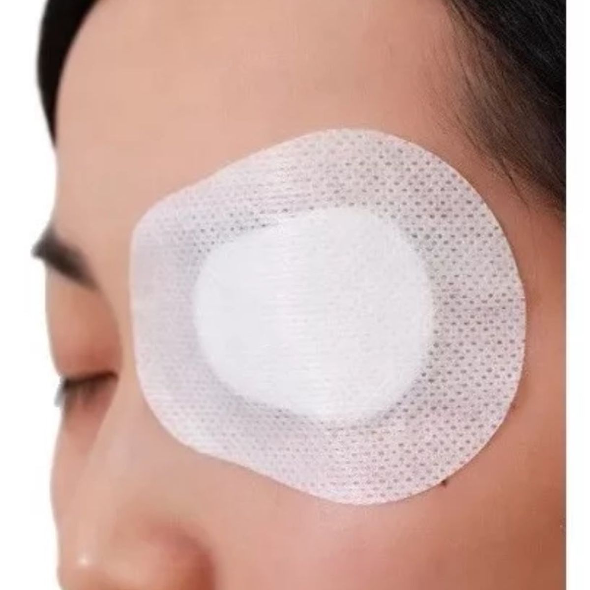 GENERICO - Parche Ocular Esteril Adhesivo Postoperatorio 7.5cm x 5cm  50 Unidades