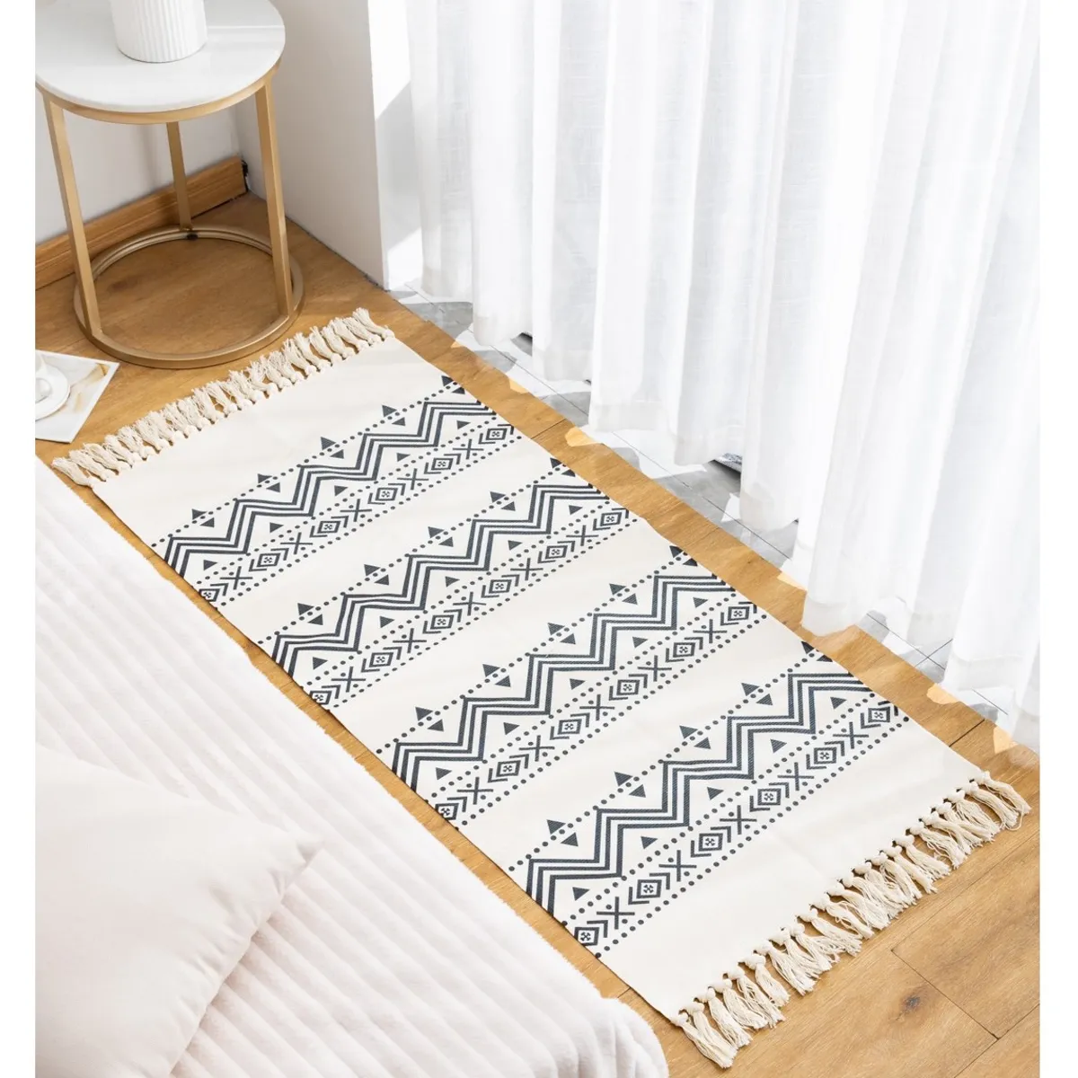 COMPRAPO - Bajada de Cama o Piecera Estilo Etnico Blanco y Negro 130x60 Cm