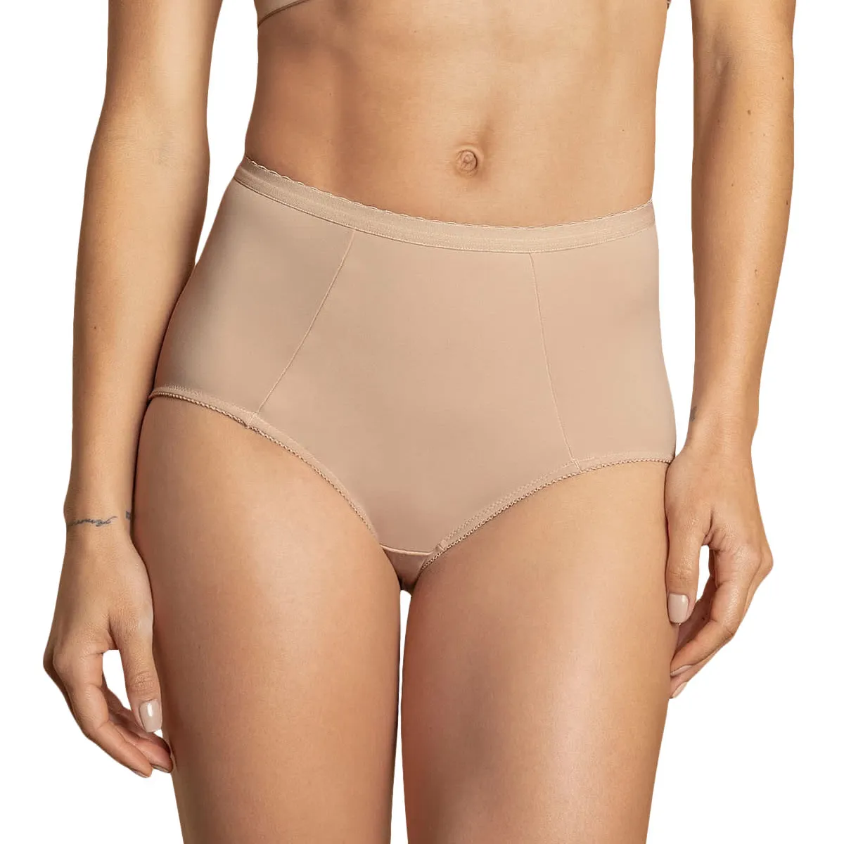 LEONISA - Calzón clásico de control suave con excelente modelación 72219 Beige