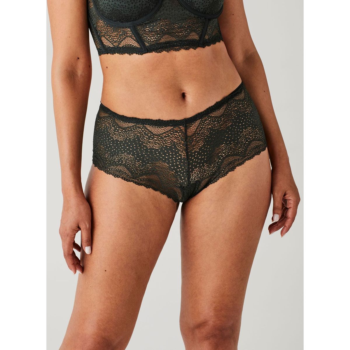 LIZ - CALZÓN PANTALETA DE ENCAJE LOVELY 50550