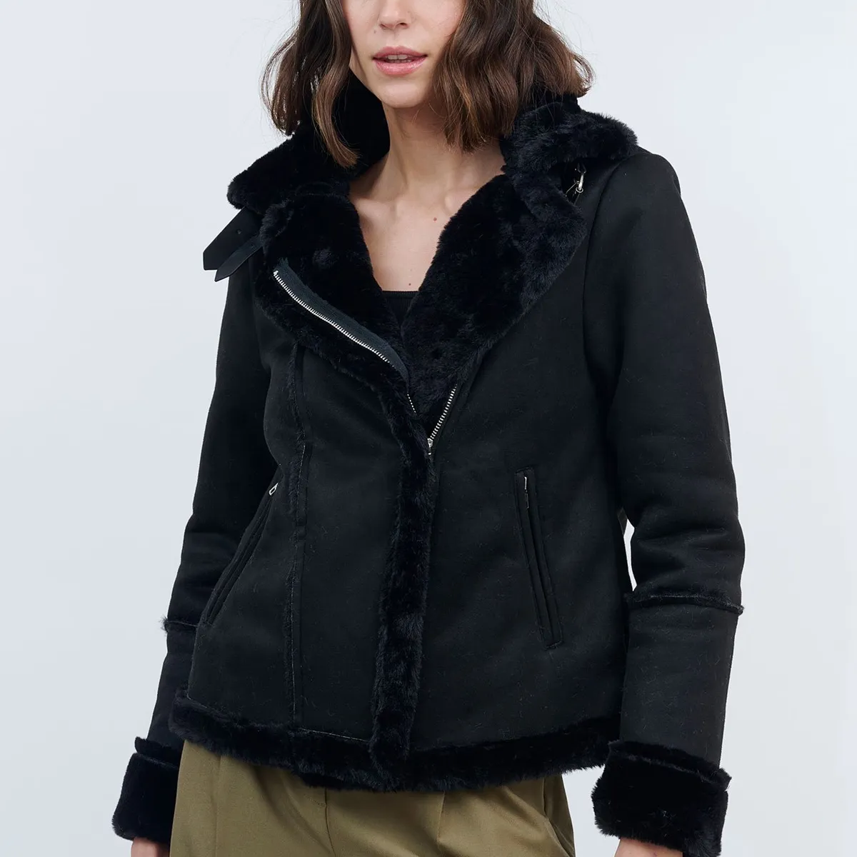 GUINDA - Aviadora Barouk