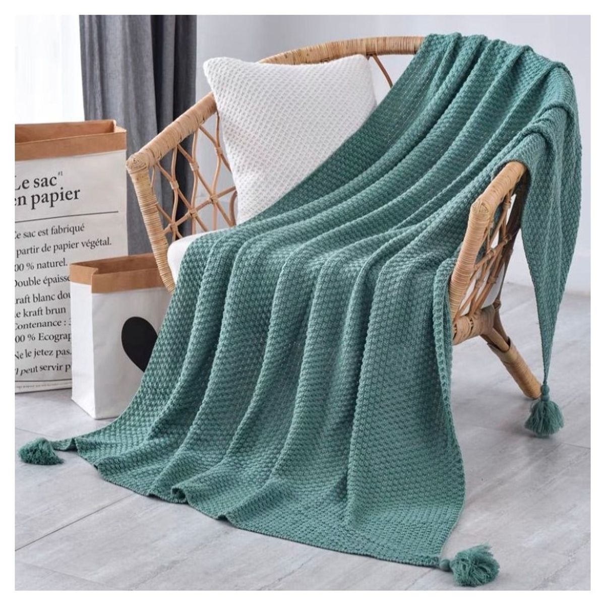 GENERICO - Manta para Sofá o Piecera Blanket Modelo Tejido y Borlas Color Menta