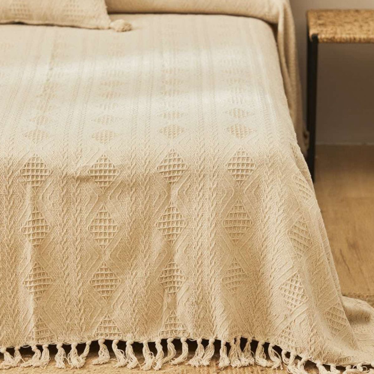 CALMA HOUSE - Cubrecama Chicago Crudo 240x260 (cama 2 plazas o Queen) Calma House