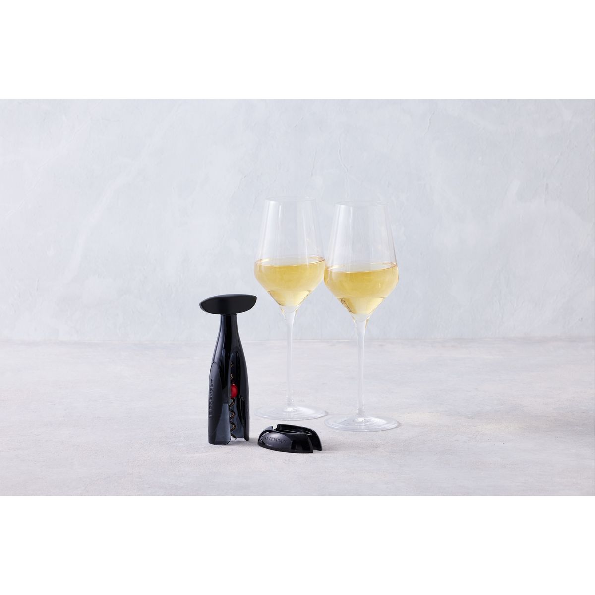 LE CREUSET - Le Creuset Descorchador Trilogy Negro Onyx + Cortacapsula