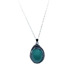 GENERICO - Collar Colgante Ovalado Jade Borde de Strass con Cadena de Plata