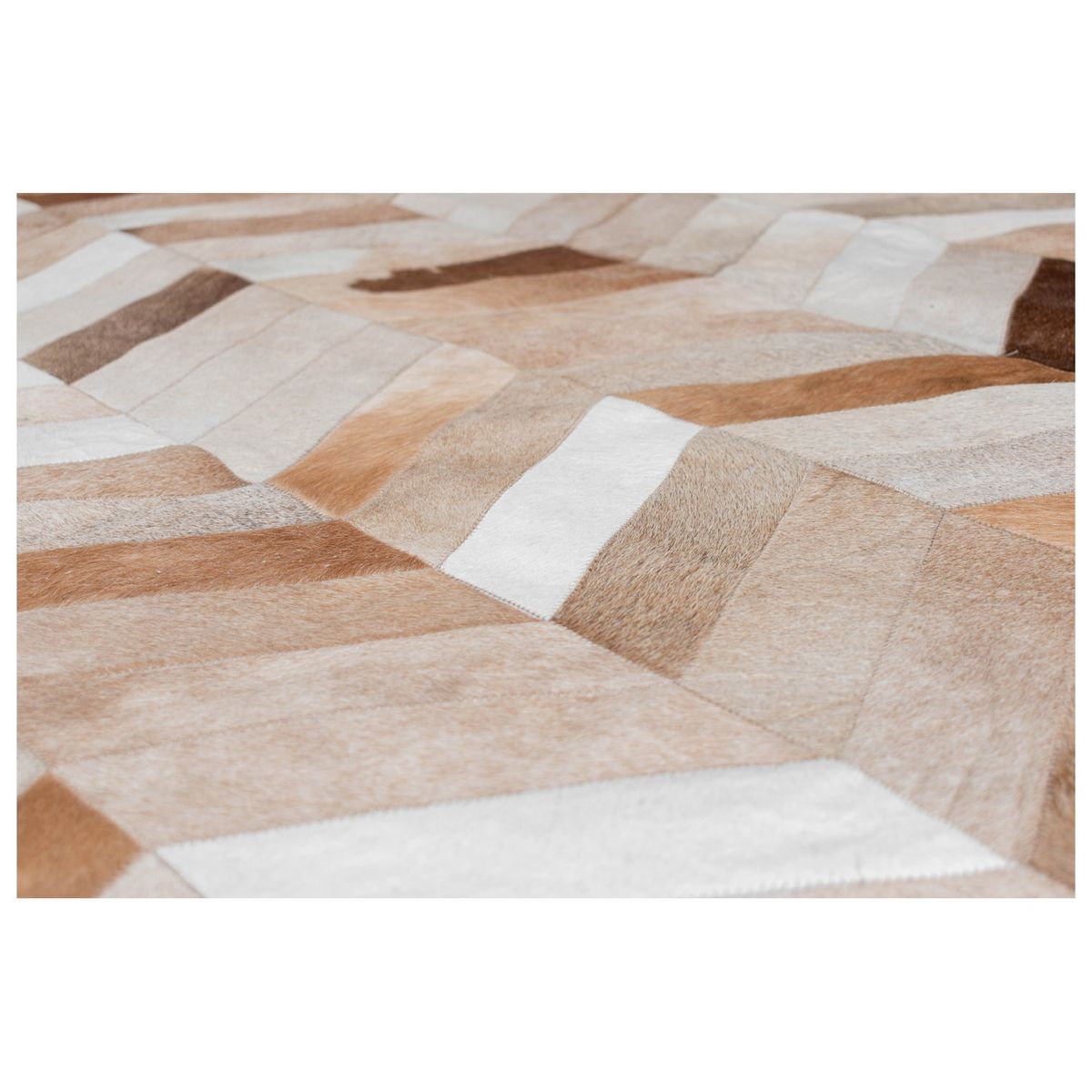 MOO HOGAR - Alfombra Cuero Natural  206 X 296 Cm Diseño Chevron