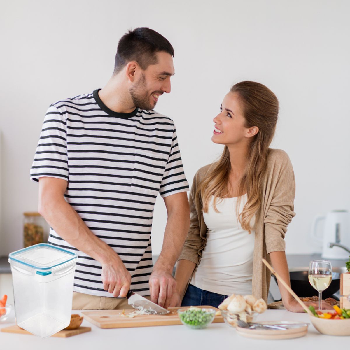 REYPLAST - Contenedor Hermetico Cuadrado 3.8 Lts Reyplast