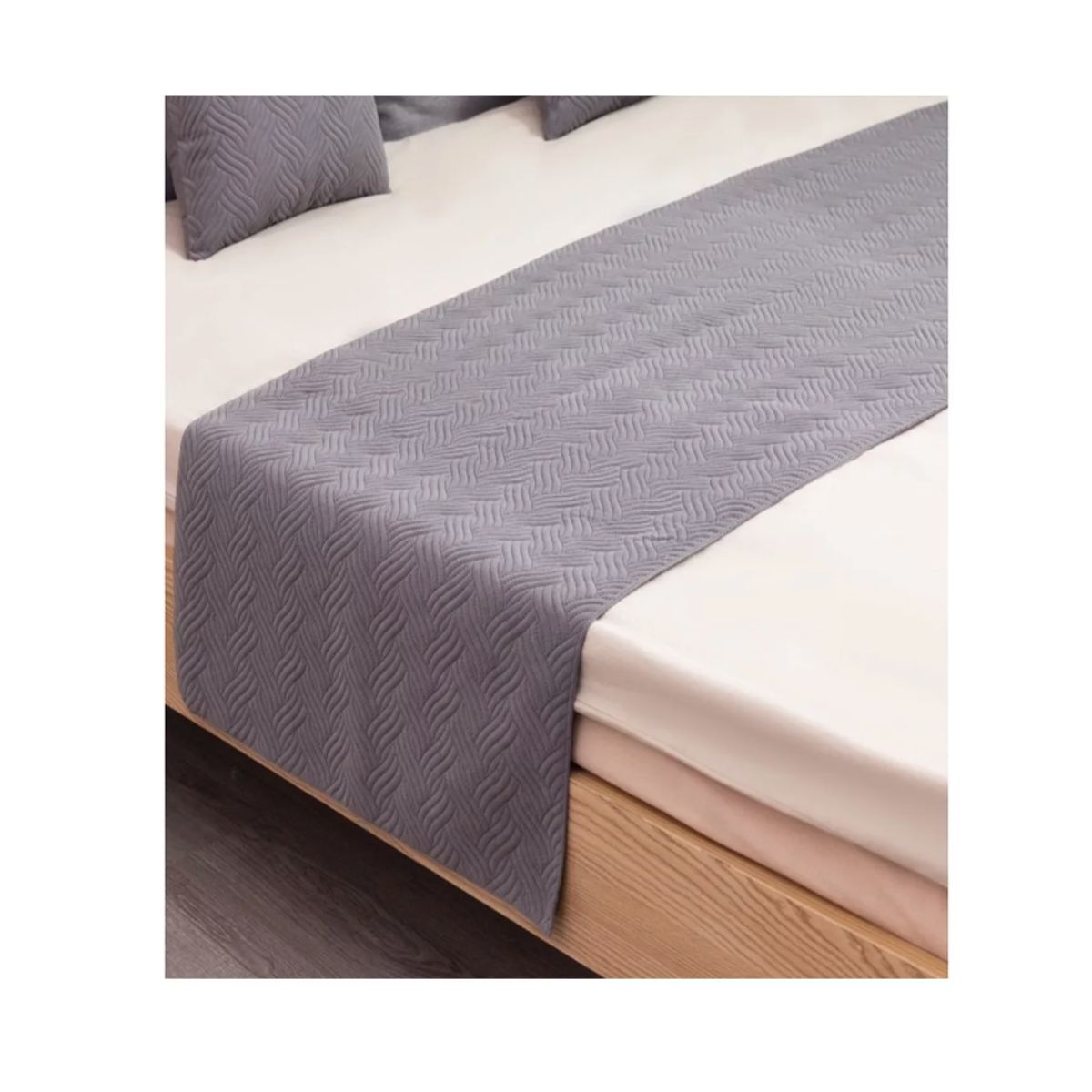GENERICO - Piecera De Cama Plush Trenzas 210x70cm