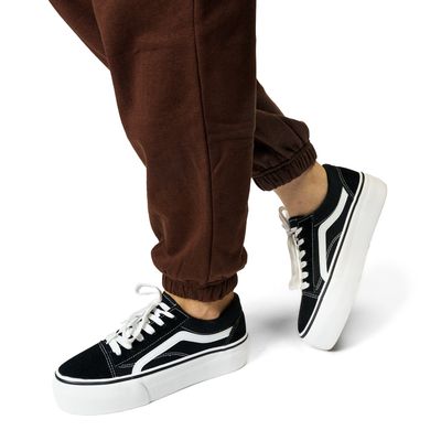 Imagen 2 del producto Zapatilla Mujer Negro Blanco Eilley Chinitown