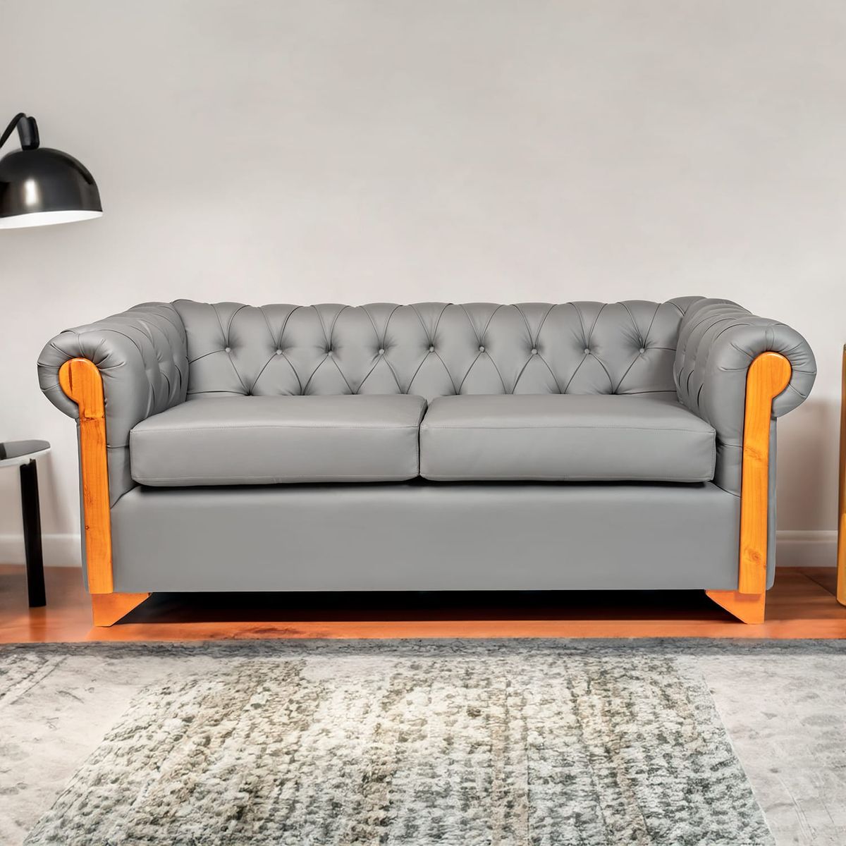 DISEÑOS VALESTRINI - SOFA CHESTERFIELD EN ECOCUERO GRIS
