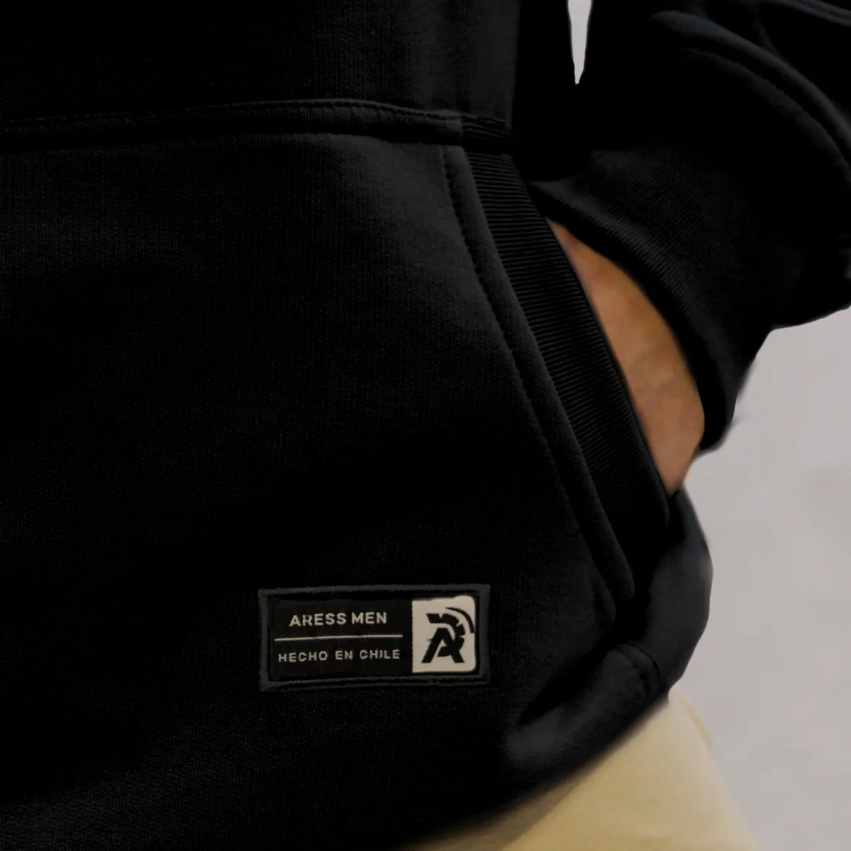 ADEMAN - Poleron Ademan con Capucha - edicion especial