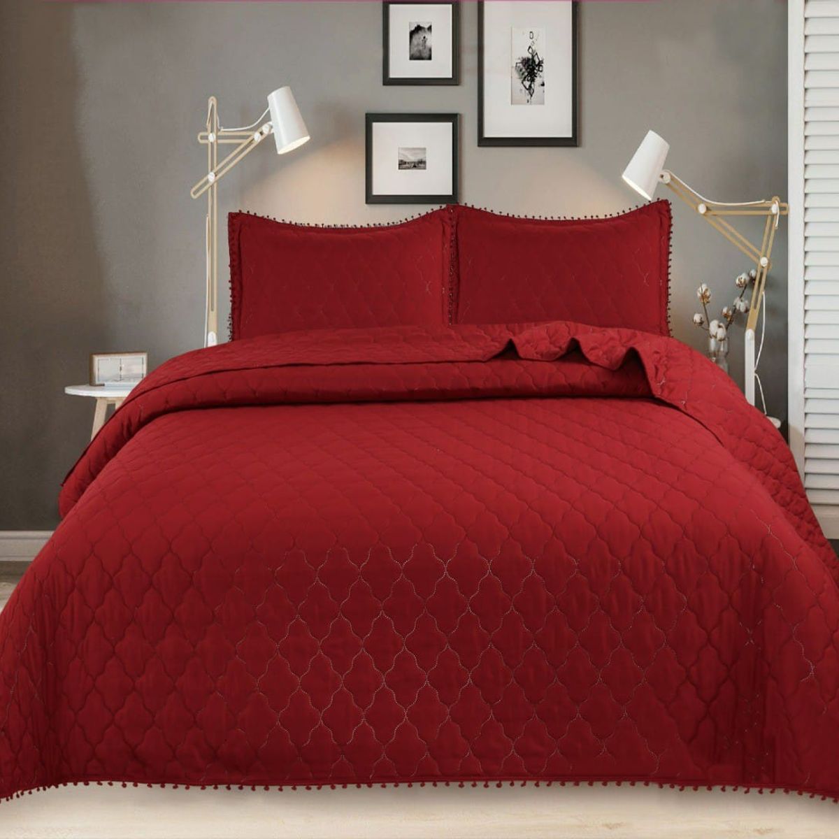 GENERICO - CUBRECAMA POMPON QUILT 2 PLAZA  DE VERANO COLOR BURDEO TF