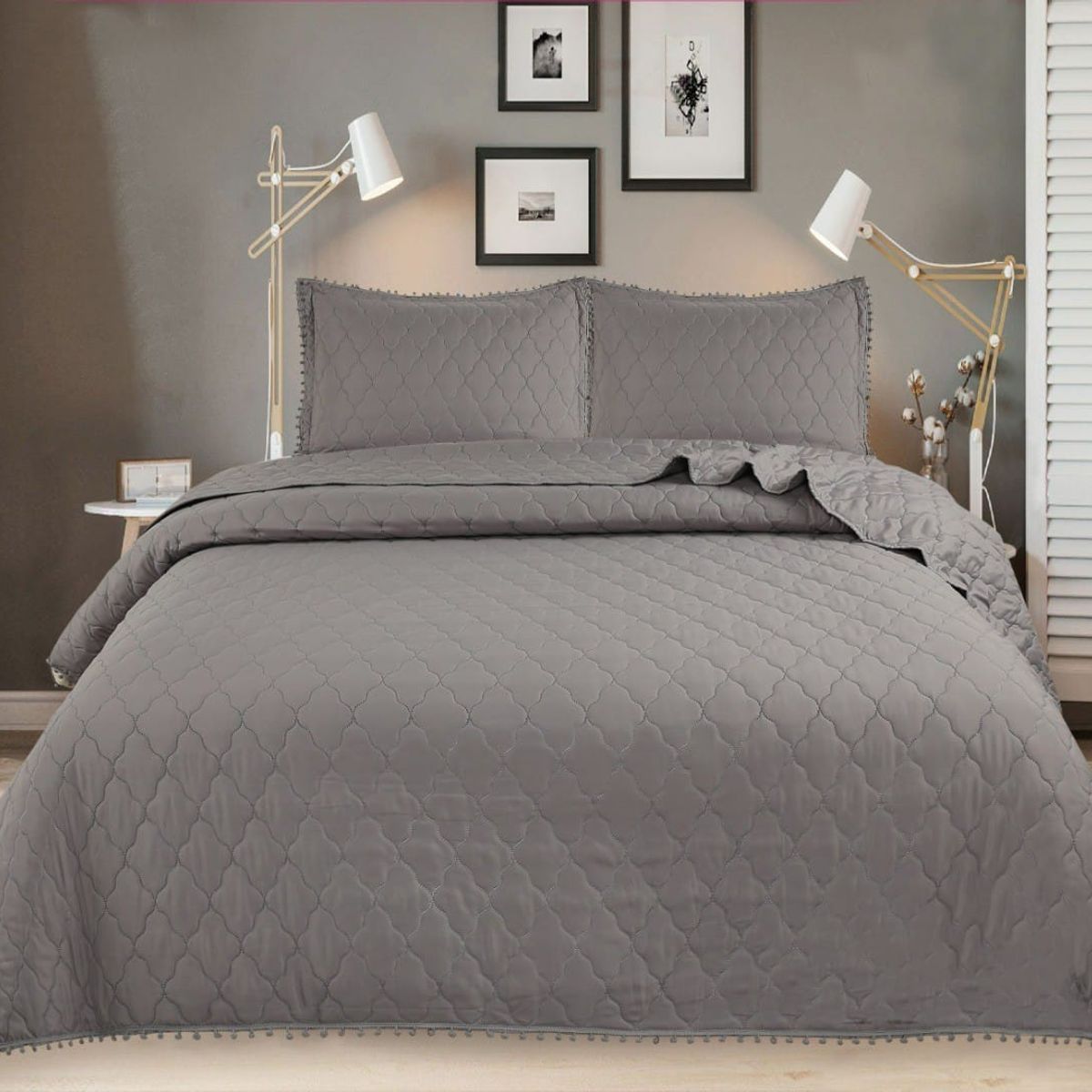 GENERICO - CUBRECAMA POMPON QUILT 2 PLAZA  DE VERANO COLOR GRIS TF