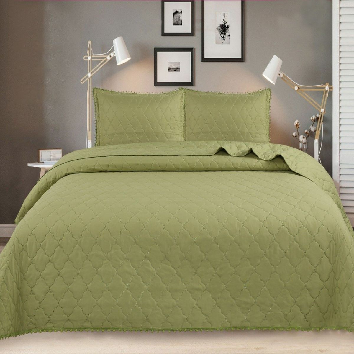 GENERICO - CUBRECAMA POMPON QUILT KING  DE VERANO COLOR VERDE TF