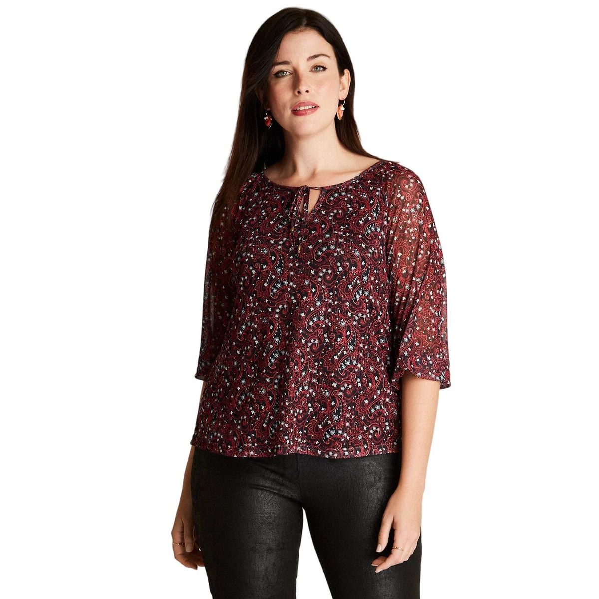 CURVI - Polera Negro Manga Corta Estampado Cuello Redondo