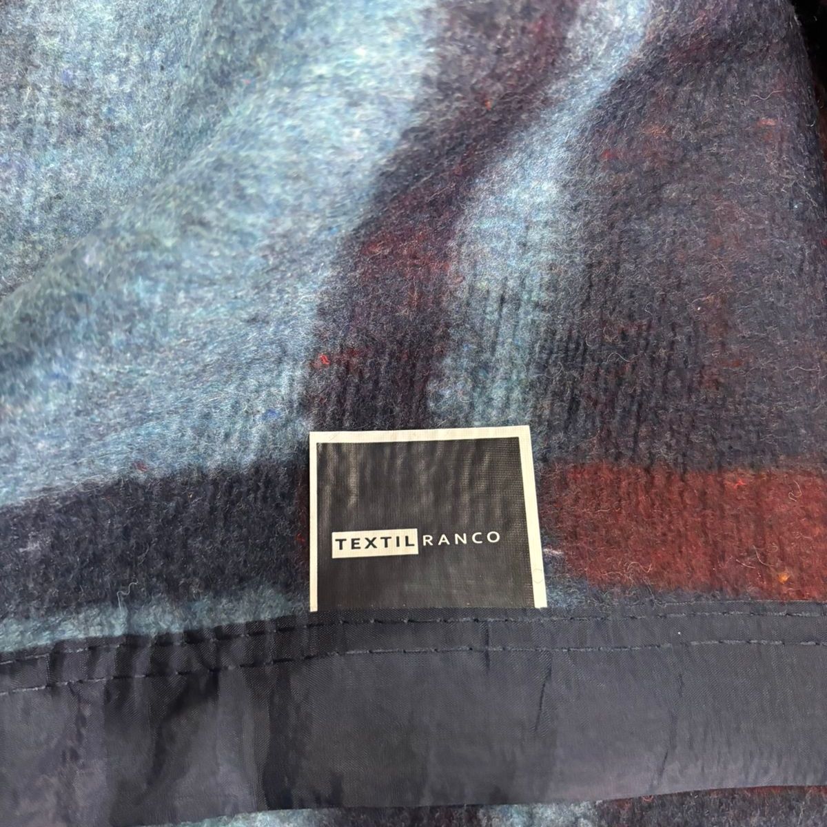 TEXTIL RANCO - Frazada Térmica TARTAN BORDE SATIN AZUL 2,0 plazas
