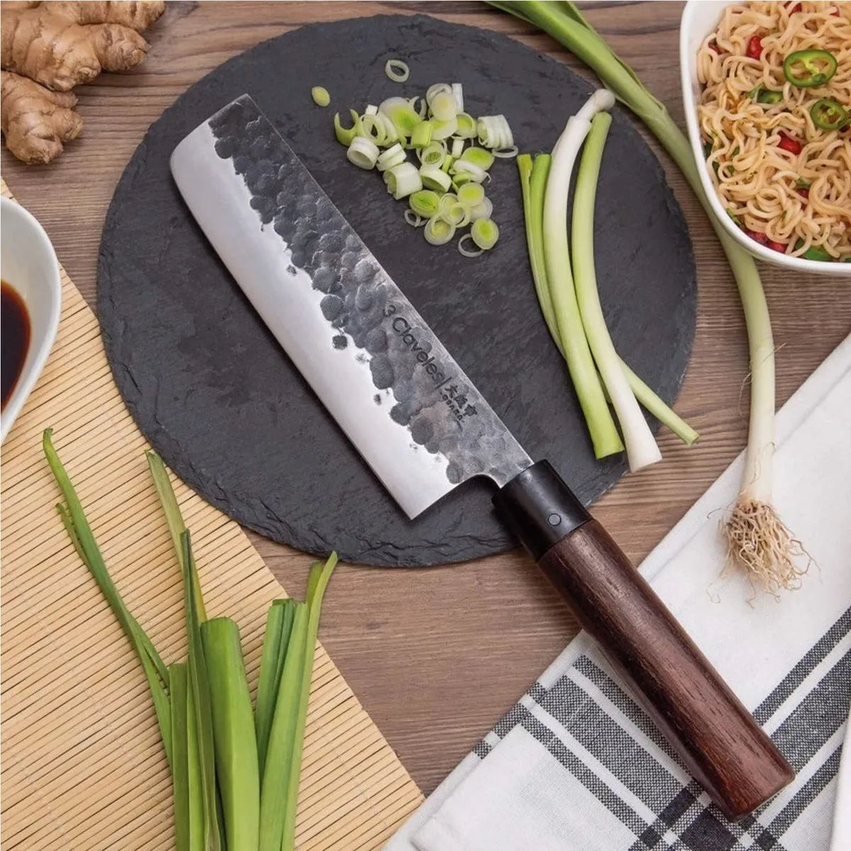 3 CLAVELES - Cuchillo Usuba Osaka 18 cm