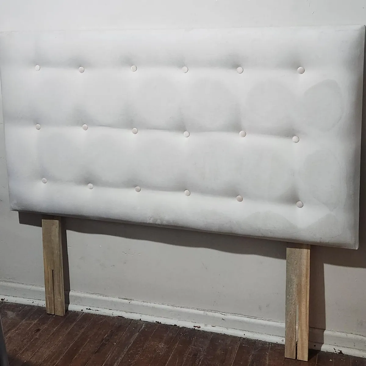 GENERICO - Respaldo Botoné FELPA Blanco crudo 1 plaza