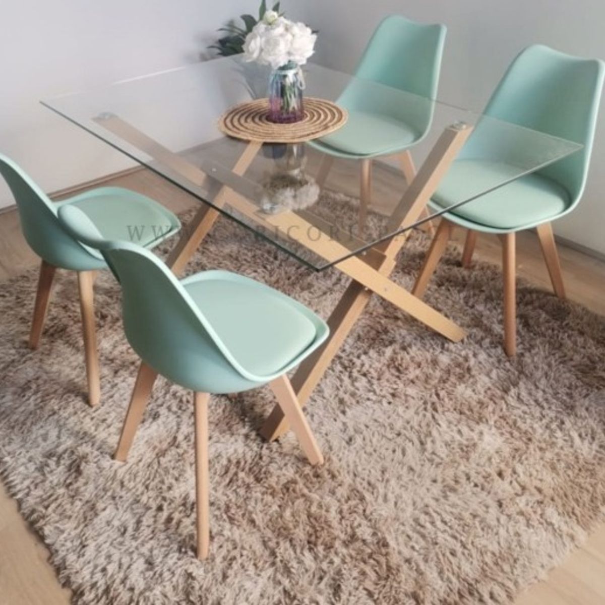 CORI CORI - Comedor Medlock Vidrio 130x80cm + 4 Sillas Tulip