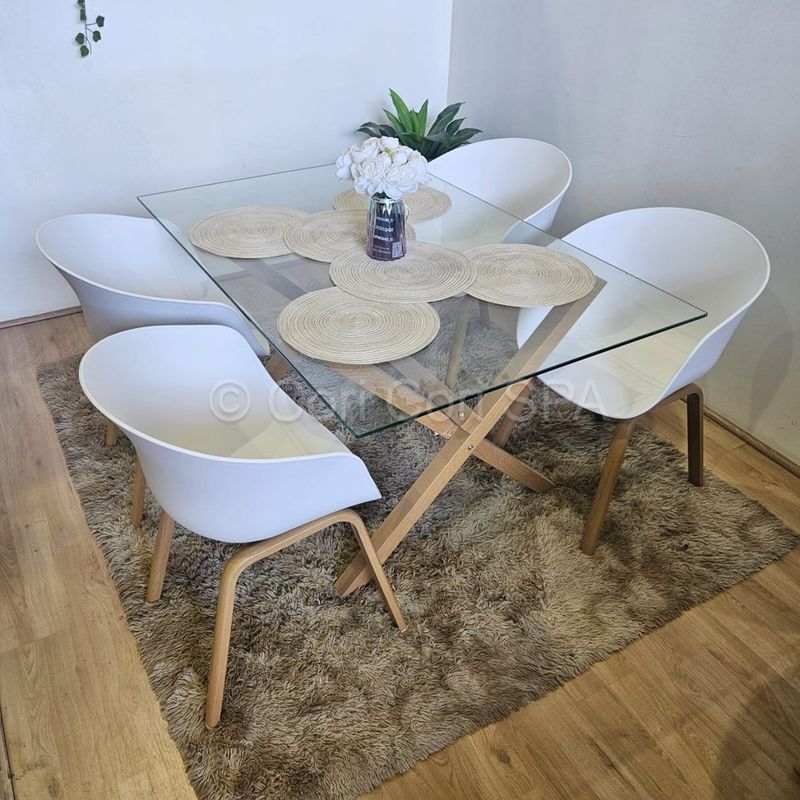 CORI CORI - Comedor Medlock Vidrio 120x80cm + 4 Sillas Cup Blanco