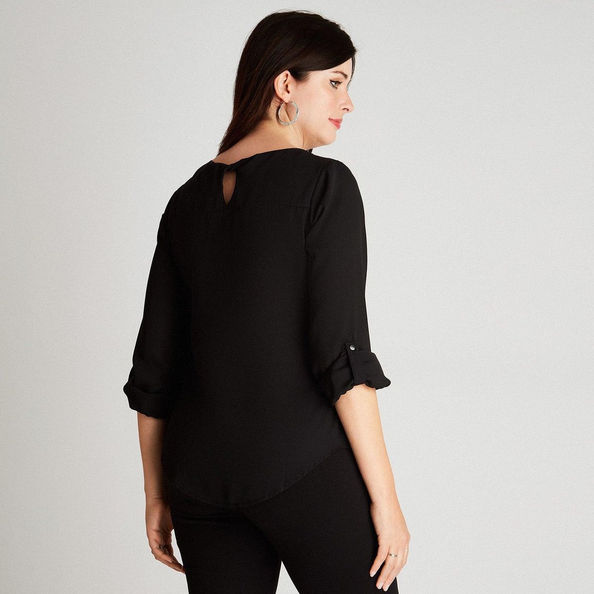 LORENZO DI PONTTI - Blusa Negra Cuello Redondo