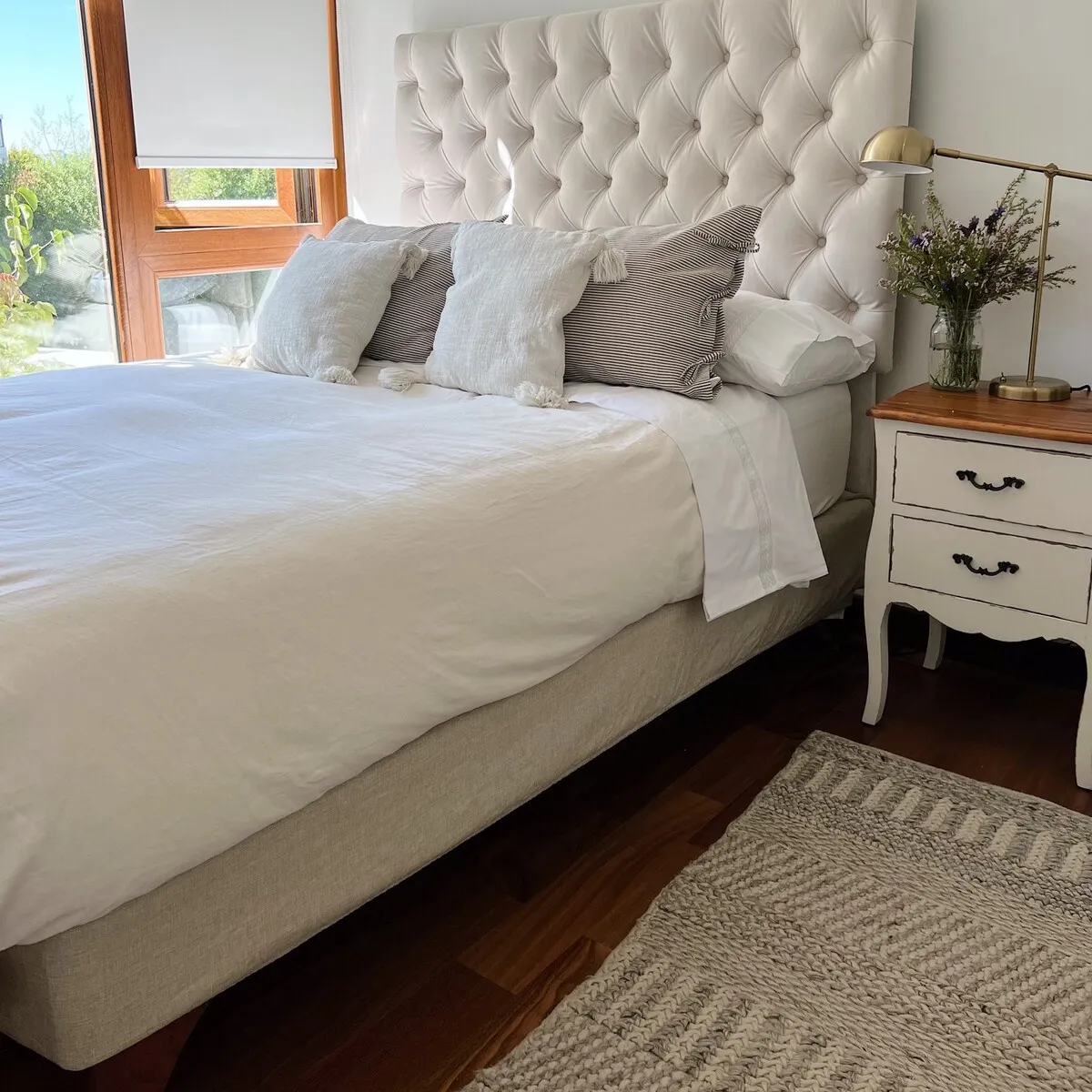 CASA CECILIA - Faldón Elasticado Queen Arena Casa Cecilia…