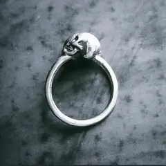 MALEVO JOYAS - Anillo de Plata Skull