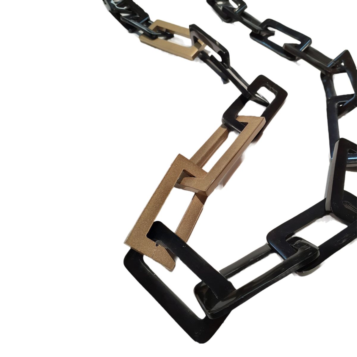 VANE COLLECTION - Collar mujer maxi largo eslabones negros dorados de hueso lacado