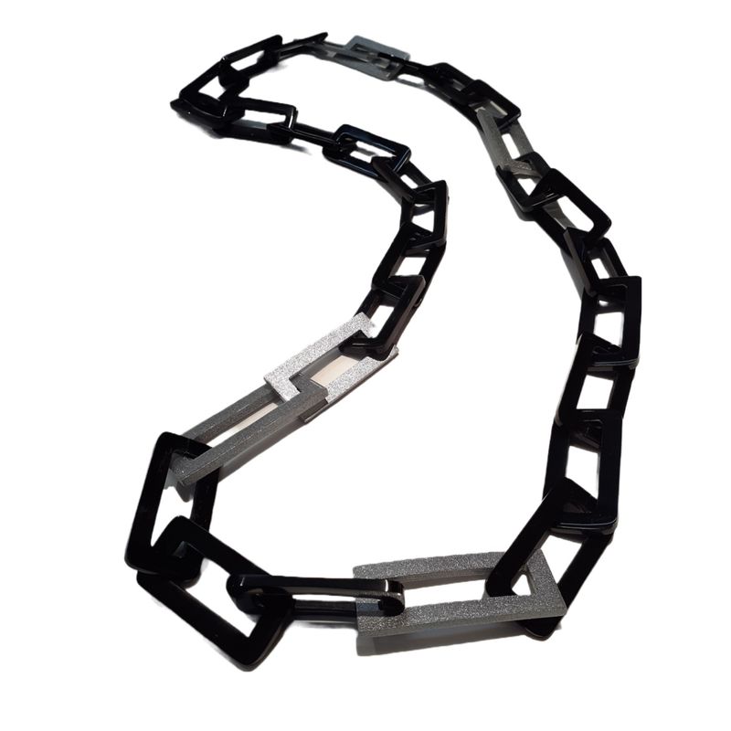 VANE COLLECTION - Collar mujer maxi largo eslabones negros y plateados de hueso lacado